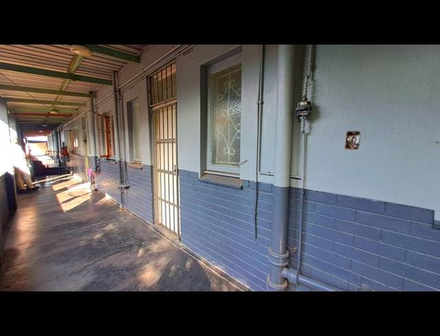 1 BEDROOM PROPERTY TO RENT IN SEA VIEW